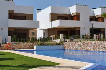 Apartamento en planta baja en Secreto de la Zenia 3 Nº 045 on España Casas