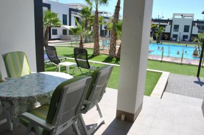 Appartement rez de chaussée à Oasis Beach La Zenia 4 Nº 079 in España Casas