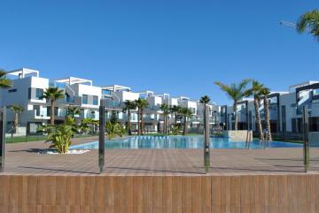 Penthouse appartement dans Oasis Beach El Raso 10 Nº 074 in España Casas