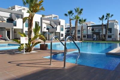 Jarðhæð íbúð í Oasis Beach La Zenia 1 Nº 007 on España Casas